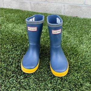 Hunter Kids Blue and Yellow Rain Boots